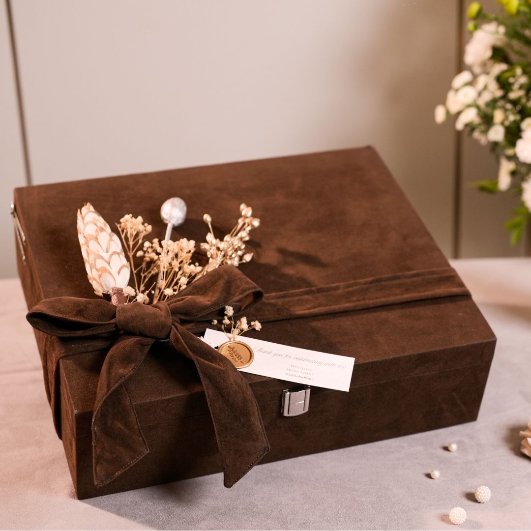 The Dusky Luxe