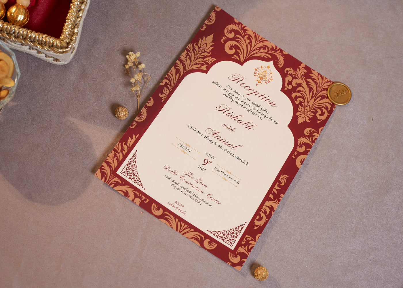 The Ivory & Gold Royale Box (Scroll)