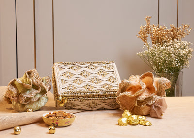 Threads of Tradition - Ivory & Gold Box - M