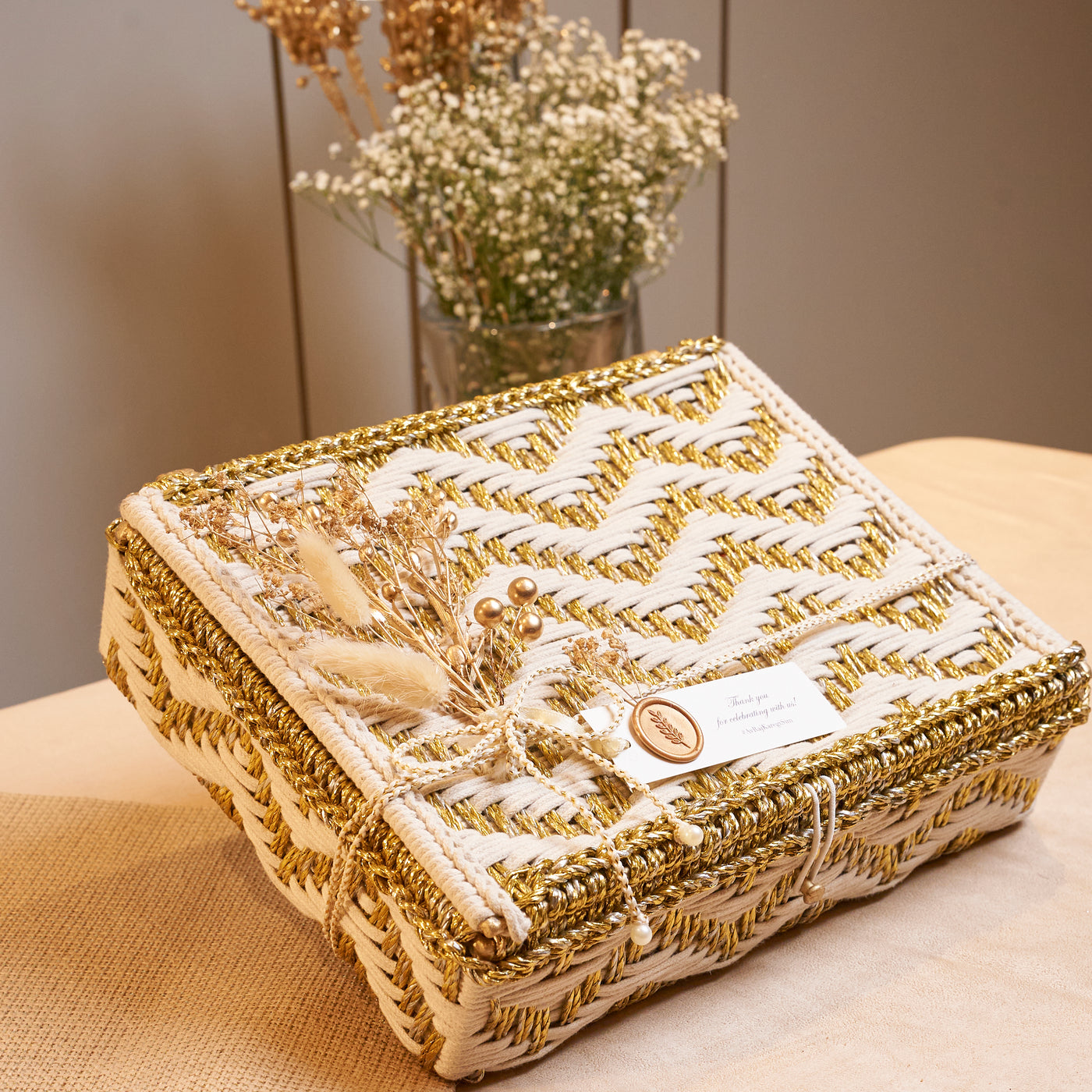 Threads of Tradition - Ivory & Gold box - L