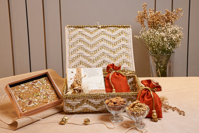 Threads of Tradition - Ivory & Gold box - L